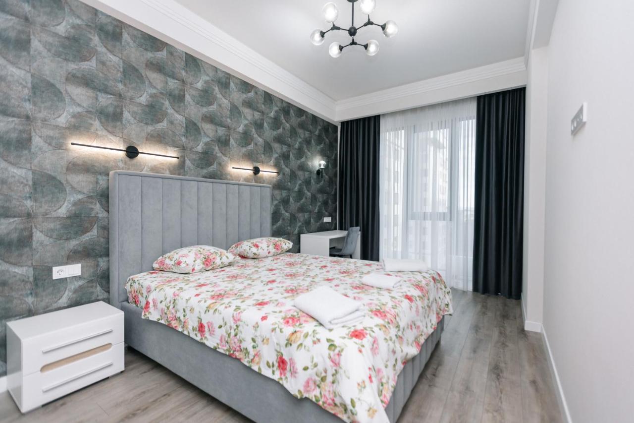 Luxury Apartment Kischinau Exterior foto