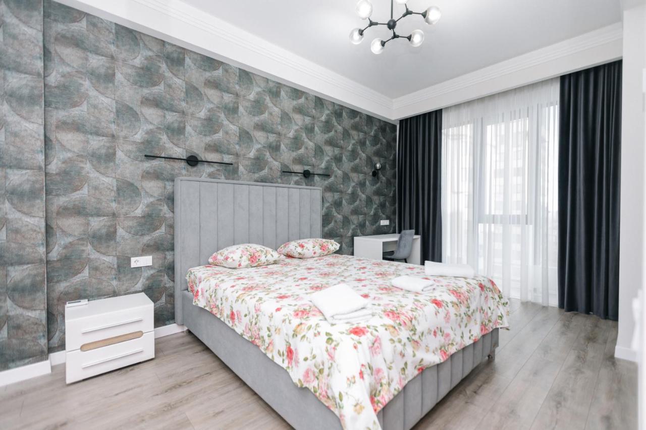 Luxury Apartment Kischinau Exterior foto