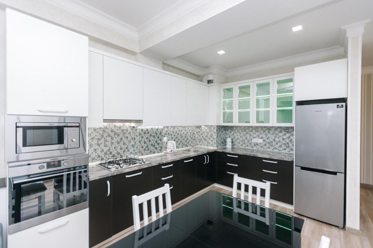 Luxury Apartment Kischinau Exterior foto