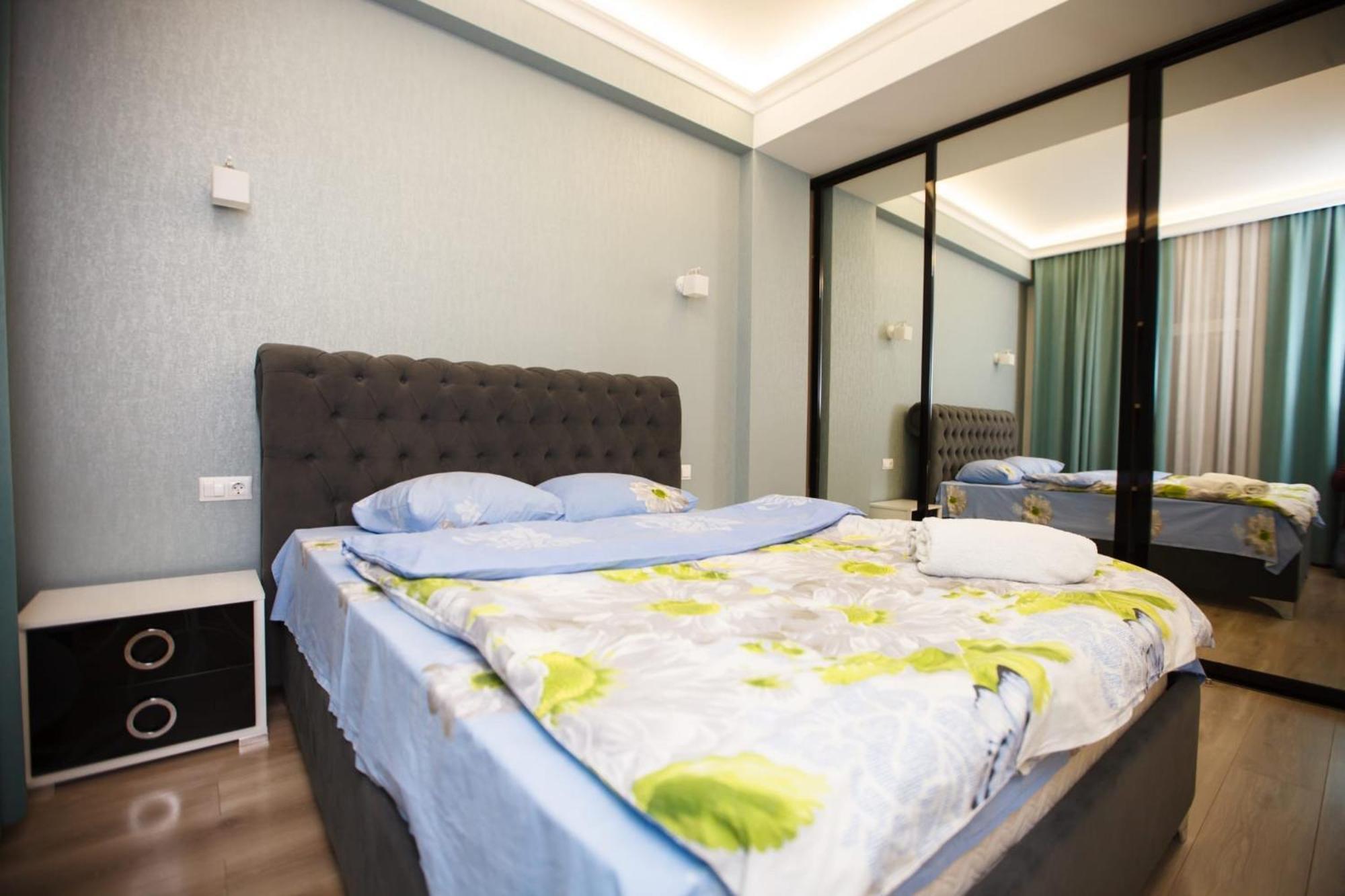 Luxury Apartment Kischinau Exterior foto